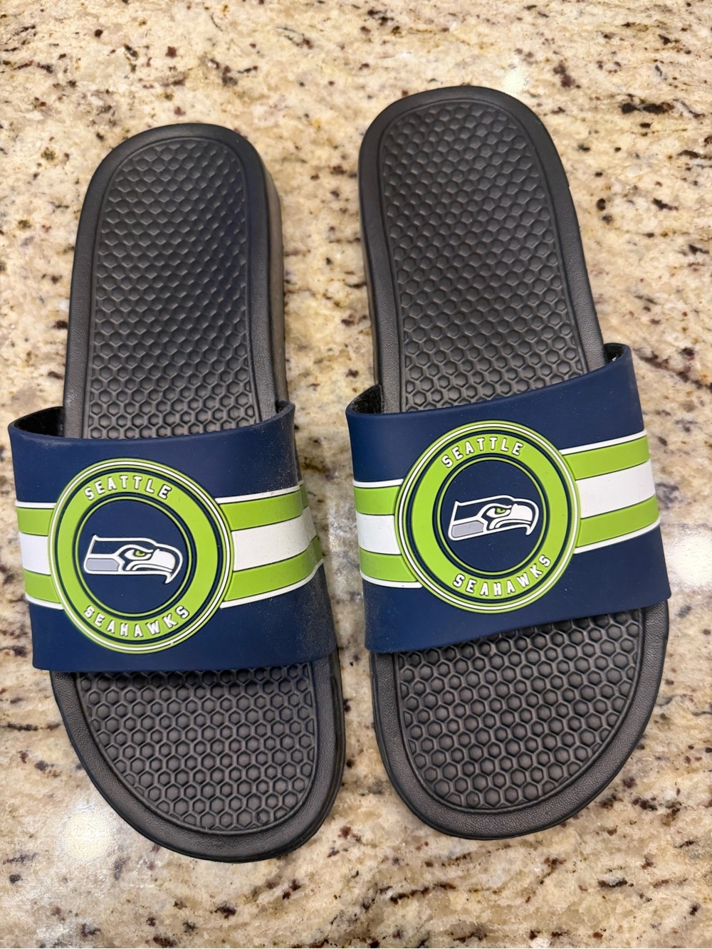 Seattle Seahawks Men's XL size 13/14 Navy and Green Slide Sandals